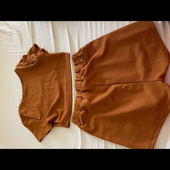 A set from shein - Picture 2 of 3